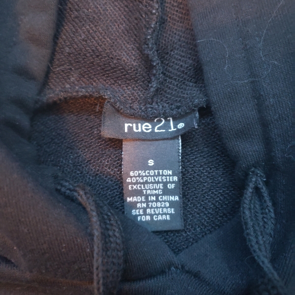 Rue21 sweatshirt - Picture 4 of 4